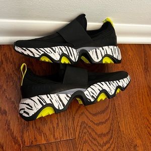 Waterproof sorel shoes